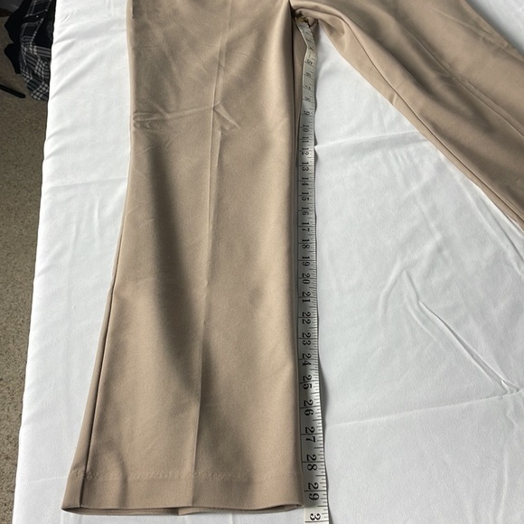 Lee Regular Fit Straight Leg Mid Rise Tan Pants Secretly Shapes - Picture 9 of 10